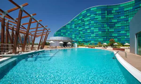 5* Pool Access